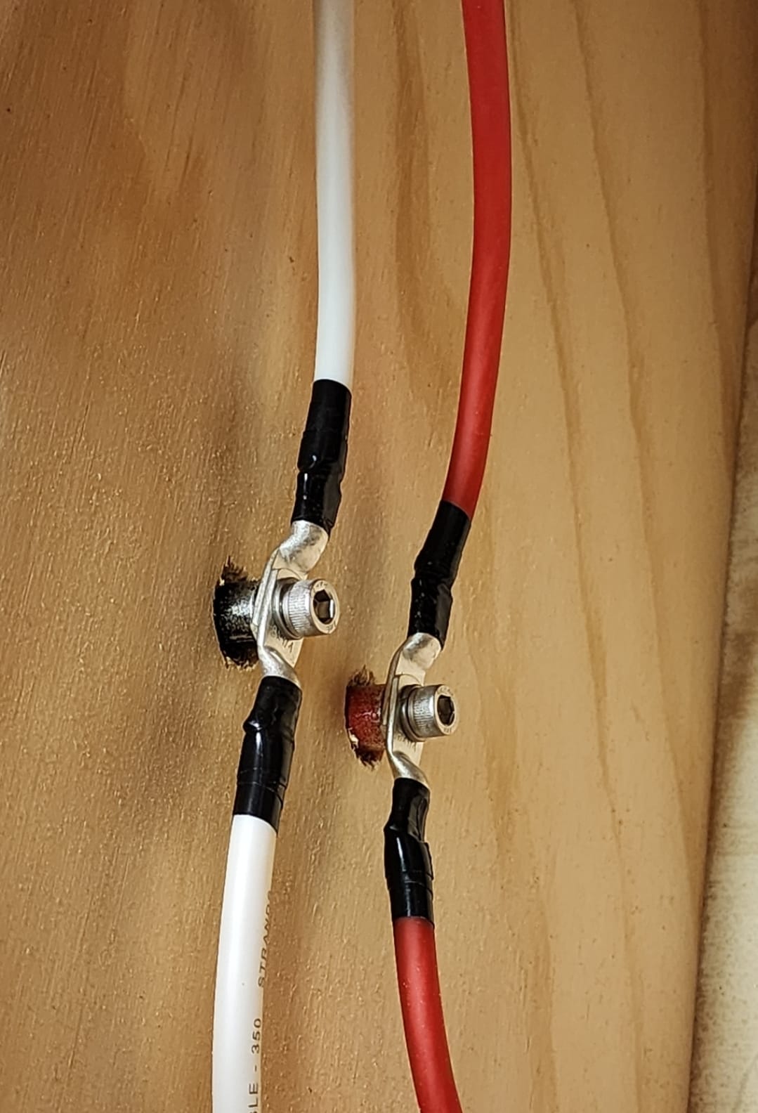 single layer box terminals